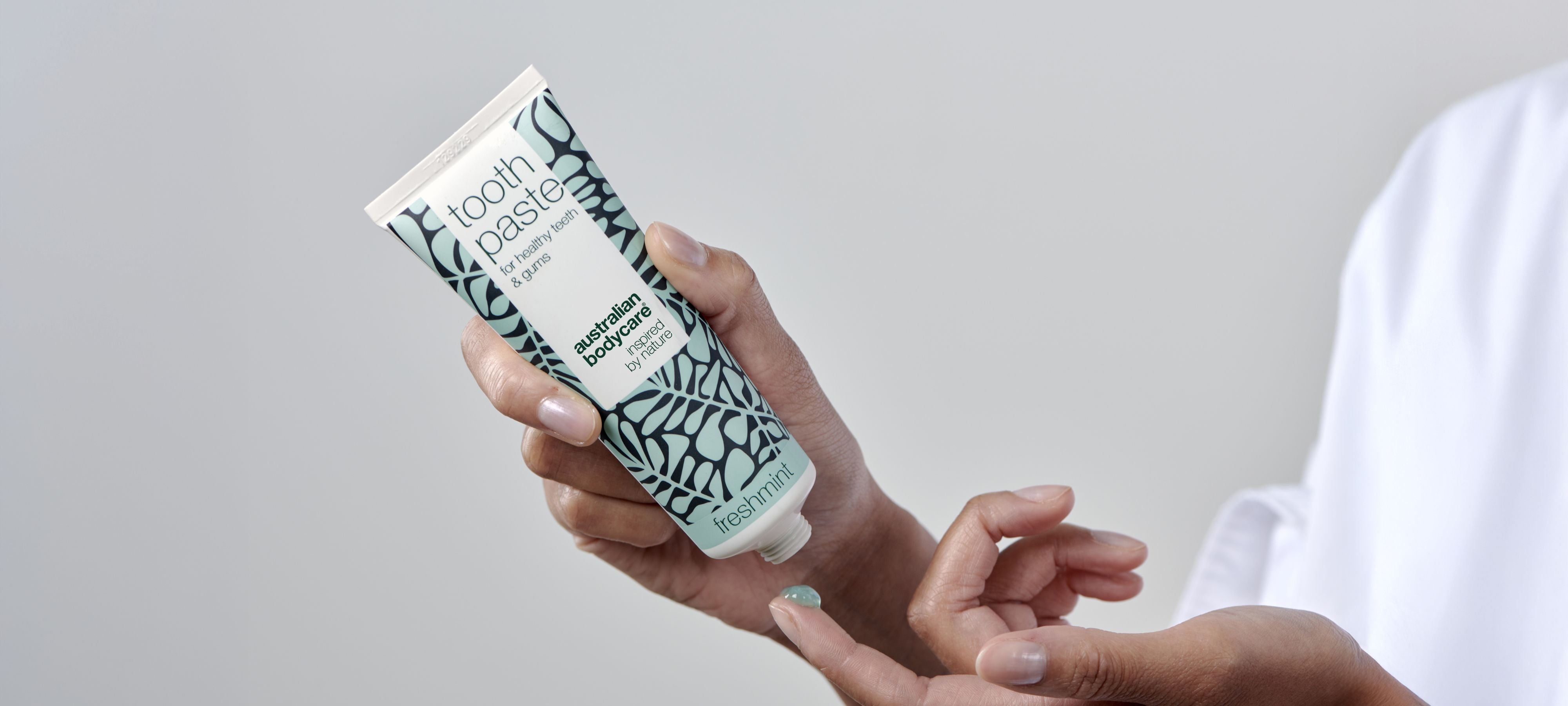 Productos para el cuidado bucal para dientes, encías y lengua sanos